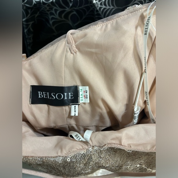 BELSOIE Gold Sequin Embellished Gown | SIZE 14 - Picture 5 of 9
